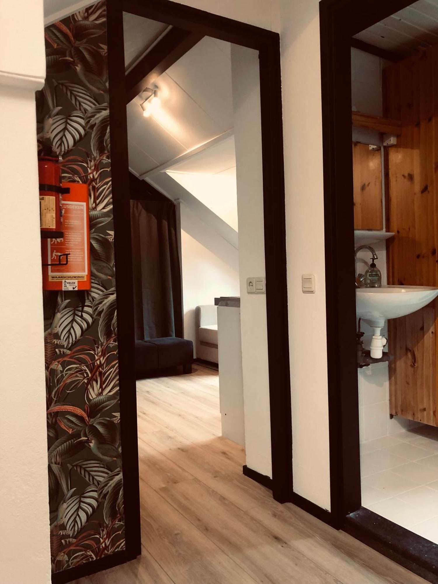 Zen Retreat - Free Private Parking! Apartment เอนส์เคอเด ภายนอก รูปภาพ